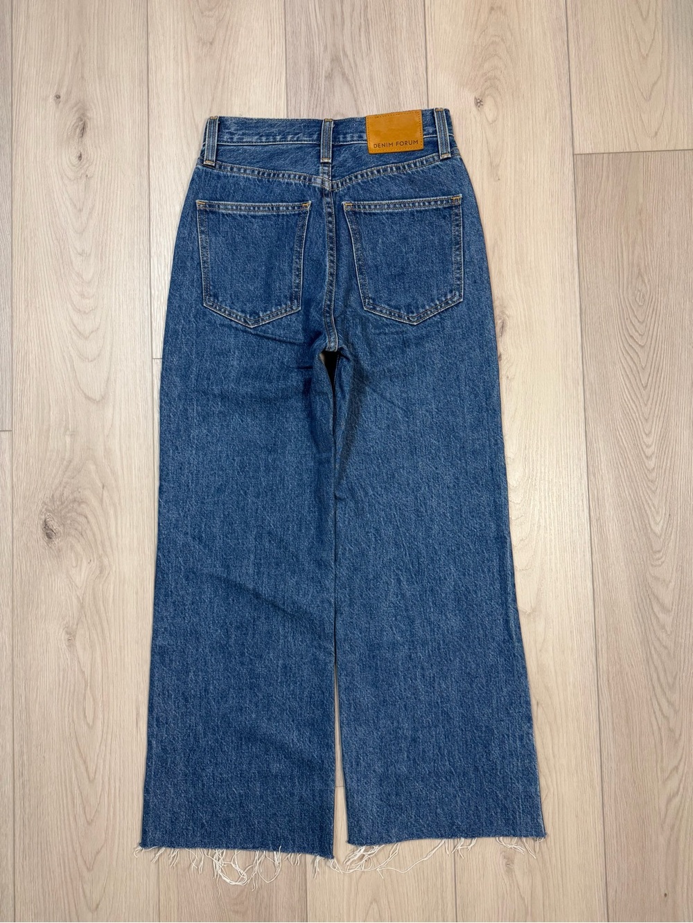 Denim Forum High-Rise Cropped Wide-Leg Jeans in Blue - Picture 7 of 9